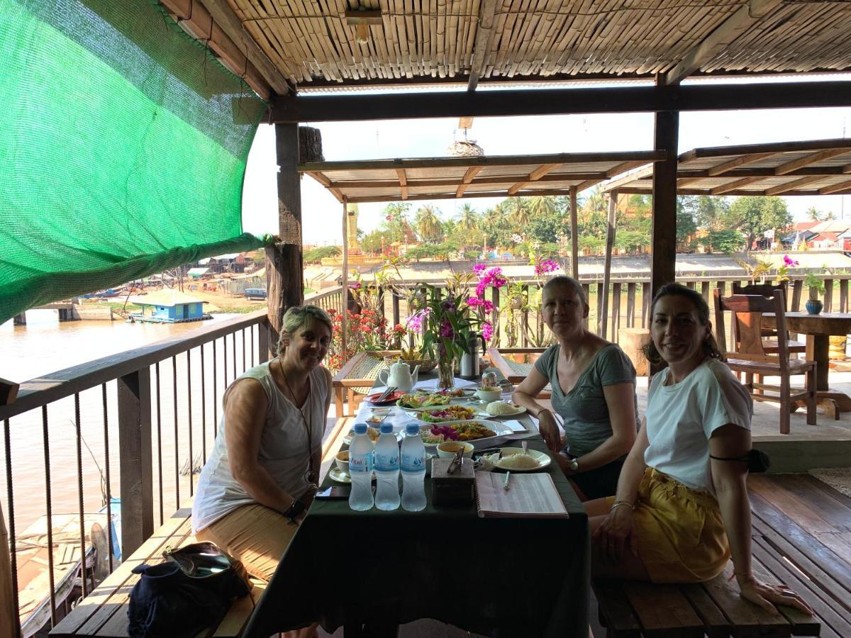 St 63 Home Stay & Tour Kampong Khleang Kültér fotó