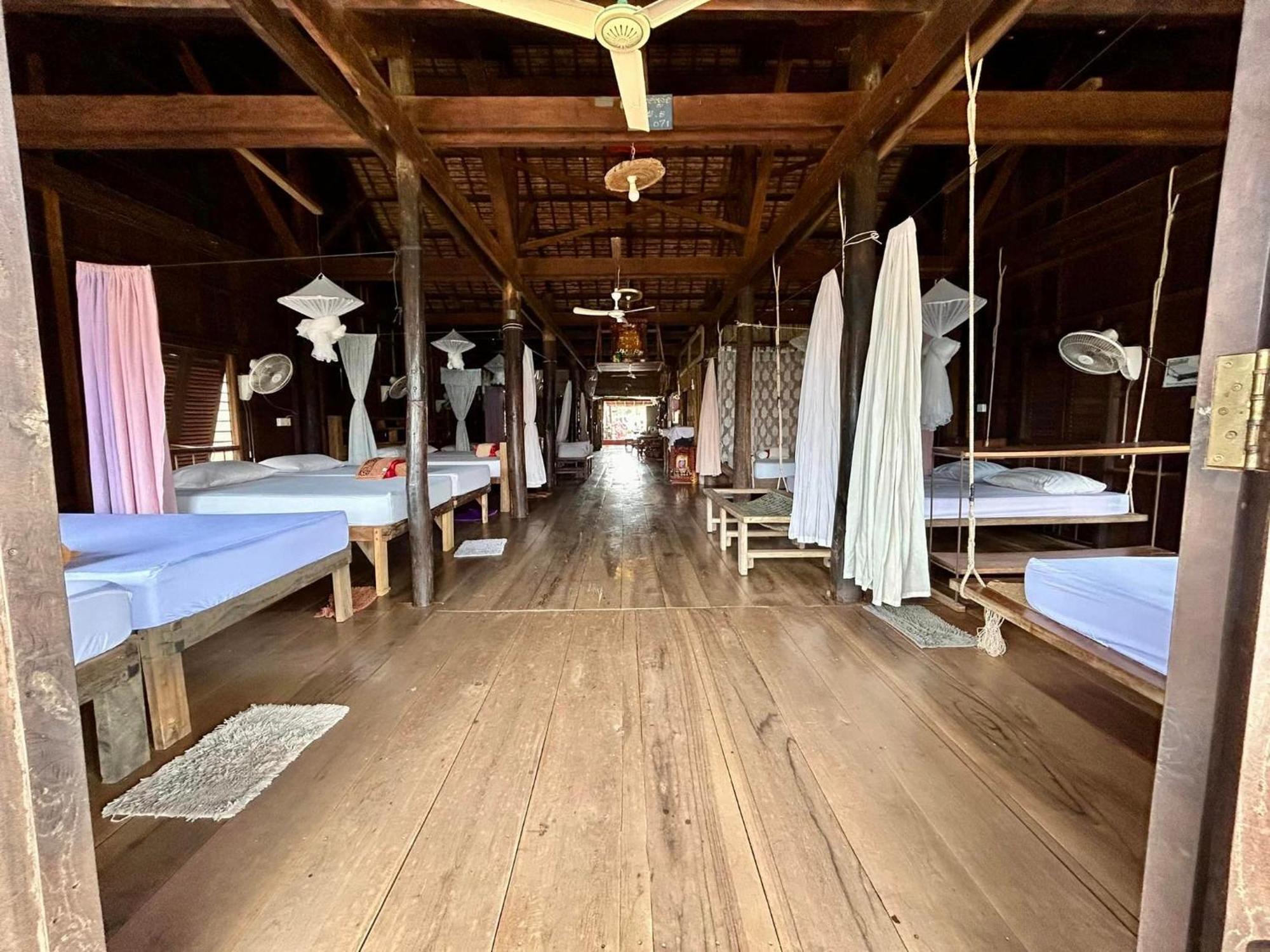 St 63 Home Stay & Tour Kampong Khleang Kültér fotó